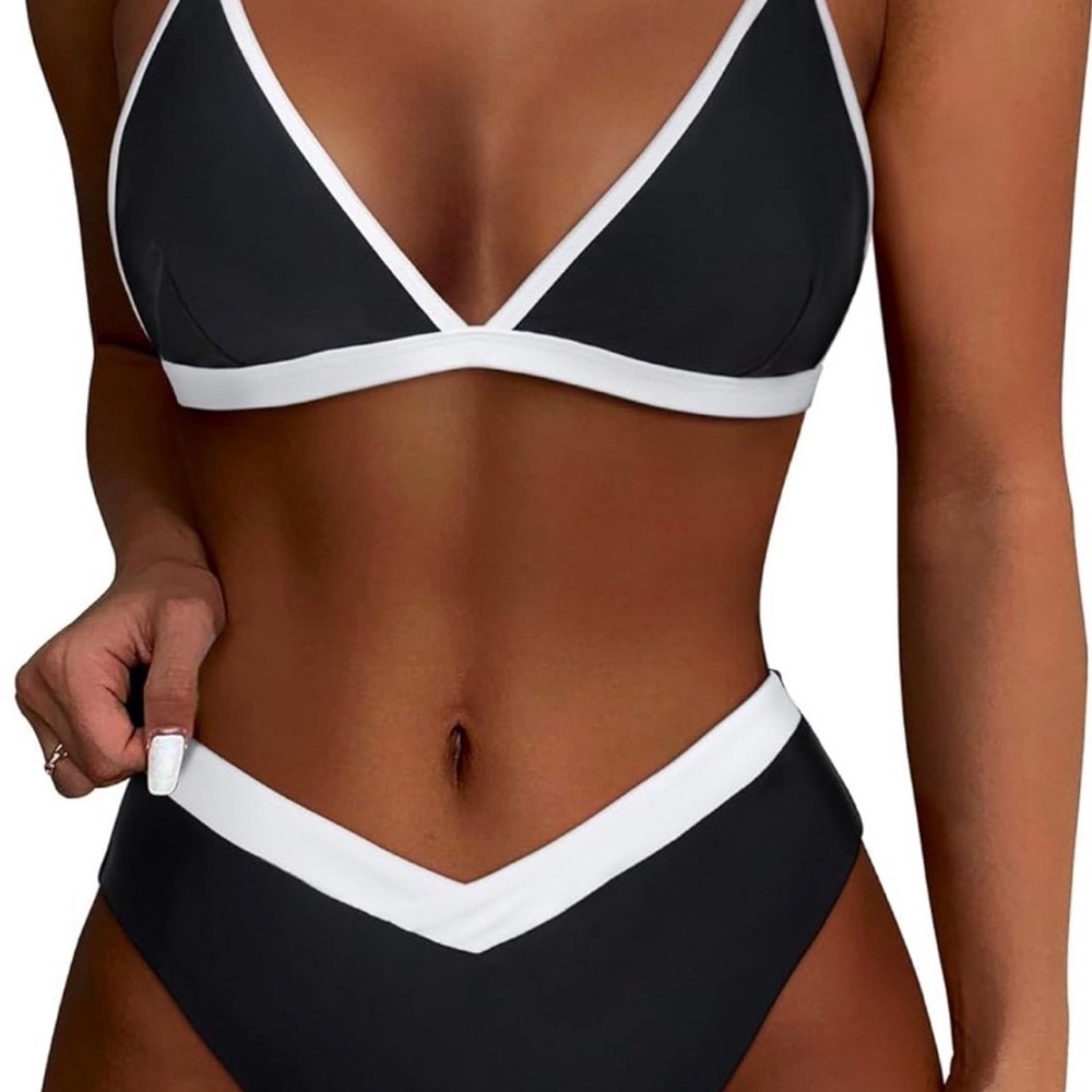 New Black & White V-Neck Bikini Set - Women's Swim